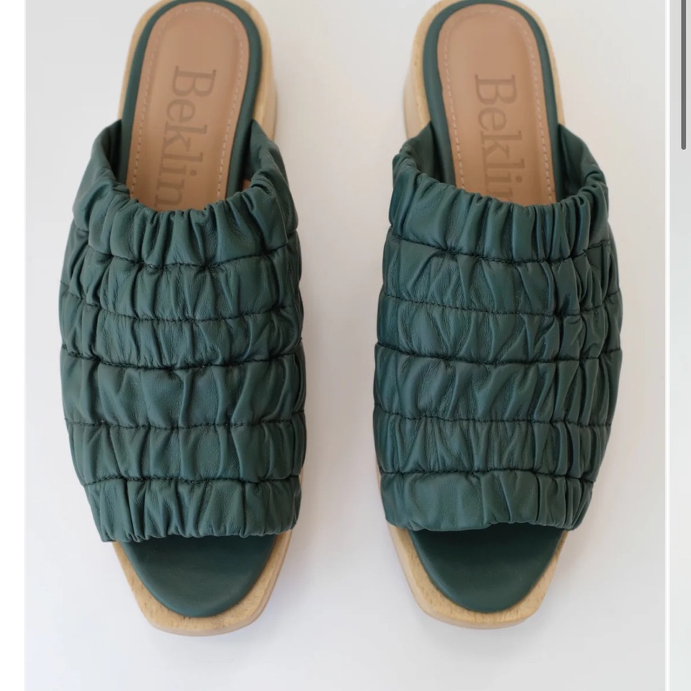 Beklina gathered wedge clog (Lilac)